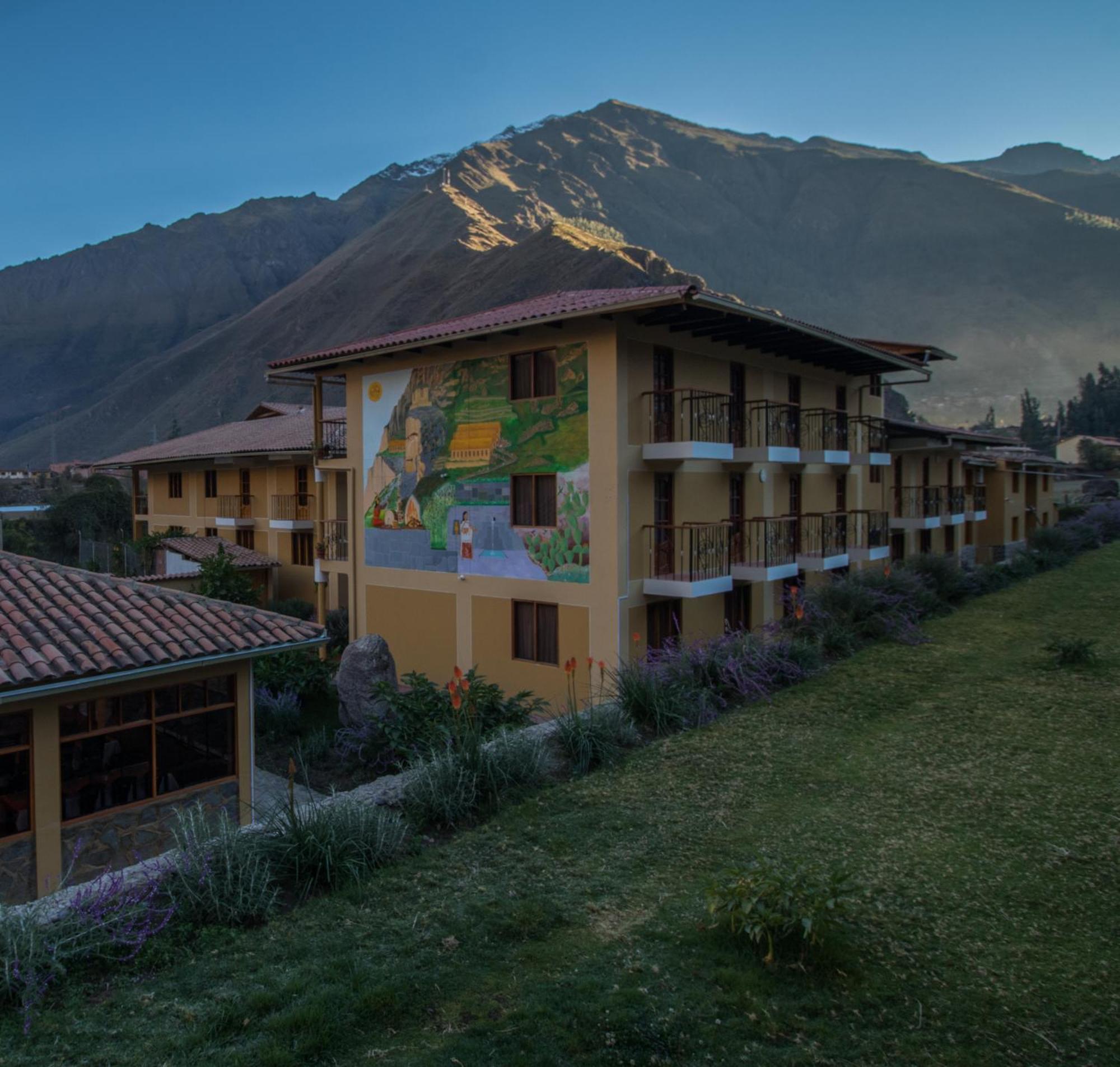 Tunupa Lodge Hotel Оллантайтамбо Экстерьер фото